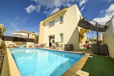 Image de Tony villa in Pernera, 5min walk to the sea