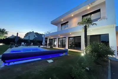 Image de Maison avec piscine Combrit Sainte Marine