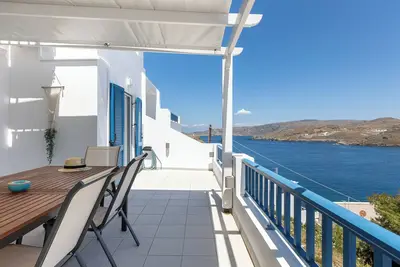 Image de Spacious 3-bedroom apartment with Ac, WiFi in charming Kythnos Island