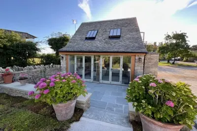 Image de Idyllic secluded hideaway with countryside views