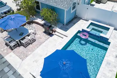 Image de Beach Envy: Pool/Spa, Steps to Sand, Pet Friendly!