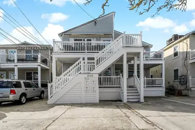 Image de Looking for your Summer Getaway in Wildwood? You just found it