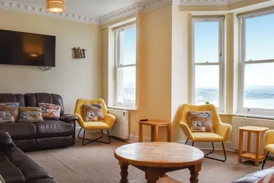 Image de 4 chambres à coucher à Scarborough