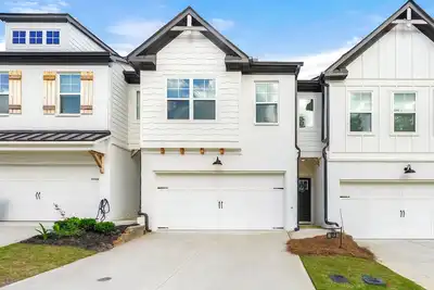 Image de Modern Townhome in Auburn