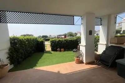 Image de 2 bedroom appartment in a beautiful Golf resort, 20 min from great beaches,