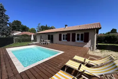 Angresse proche Hossegor \"villa Gaztainoak\" piscine wifi 6 personnes