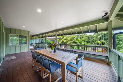 Image de Kaunala Retreat | 4br Oasis w/ Sauna, Lanai, Steps to Velzyland Beach