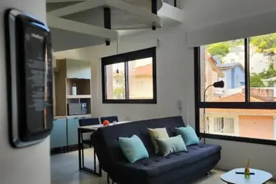 Image de Modern, new loft, upscale neighborhood, good location near Ufsc with garage