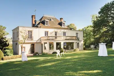 Image de Villa Clairemaison – Luxury Estate 40 Minutes from Paris with pool, tennis & Spa