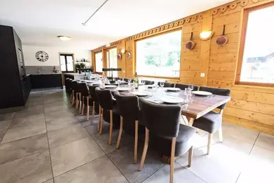 Image de 8 Zimmer fĂĽr 15 Personen