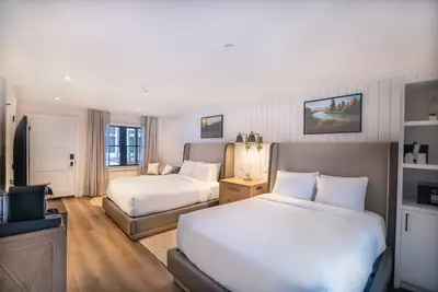 Image de 2 Relaxing Suite w/Pool, Sports Activities & Hot Spring - Perfect for Family!