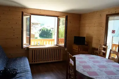 Image de 4 Pièces pour 8 Personnes