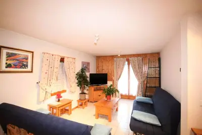 Image de 4 Pièces pour 8 Personnes