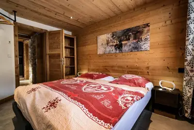 Image de 4 Pièces pour 8 Personnes