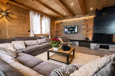 Image de 5 Pièces pour 10 Personnes