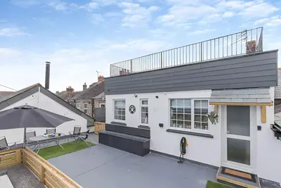 Image de Captain Jacks Retreat. Nr Newquay, Padstow, Eden. Sleeps up to 8 People 4+ bed