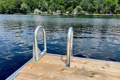 Image de The Riverside- Waterfront & Boat Dock Space