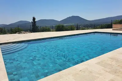 Image de Maison PROVENÇALE Dans RÉSIDENCE PRIVÉE