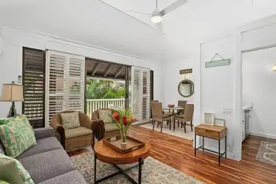 Image de New Remodeled May 2025 1-bed. Apartment in Kiahuna with Ac and fiber internet.