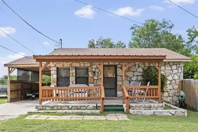 Image de The Lazy Spur in Bandera