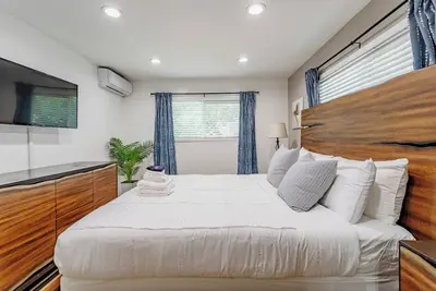 Image de Remodeled 3-Bedroom in Charming Alhambra with Ac, WiFi, Parking and Pet Friendly