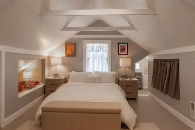 Image de New! Heber Base Camp Escape - Sleeps 7, Fire Pit, A/C, Super Cute, Mature & spacious yards
