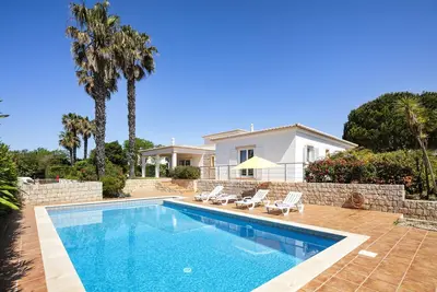 Image de Casa Duas Filhas – Villa lumineuse avec piscine privée près des falaises de Carvoeiro