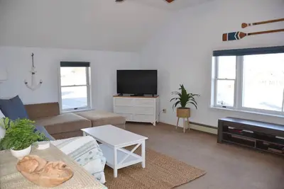 Image de Charming 2-bedroom apartment - just steps from Lincolnville Beach!