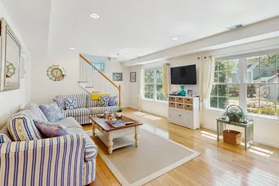 Image de Dog friendly cottage with patio: near beach, town & attractions