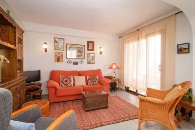 Image de Maison de Vacances à Playa Carihuela avec Piscine