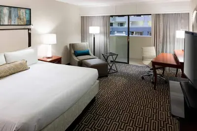 Image de Pet-Friendly Comfort Near Fairfax Museum & Visitor Center | Free Parking