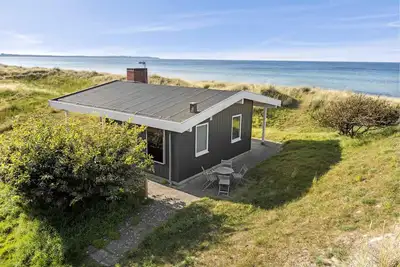 Image de Simple summer living in magical setting
