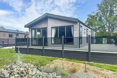 Image de Luxury new lodge on the Oak View development with a spacious and open plan living and kitchen area.