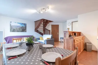 Image de Appartement Triplex à Saint-Lary, 4 chambres, 9 pers, balcon, parking, WiFi optionnel