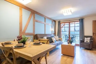 Image de Appartement Duplex Centre Saint-Lary avec Piscine, Sauna et Parking