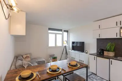 Image de Studio rénové au pied des pistes, idéal famille