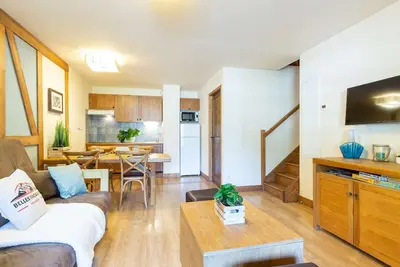 Image de Appartement de 70 m² au centre-ville avec piscine, hammam, sauna et balcon bien exposé