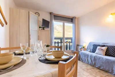 Image de Studio convivial au pied des pistes avec local skis et parking, animaux non acceptés