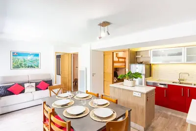 Image de Appartement neuf pour 11 pers. , 59m², hyper centre Saint-Lary Soulan, proche remontées mécaniques