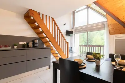 Image de Appartement calme près du centre et pistes, balcon sud, navette gratuite