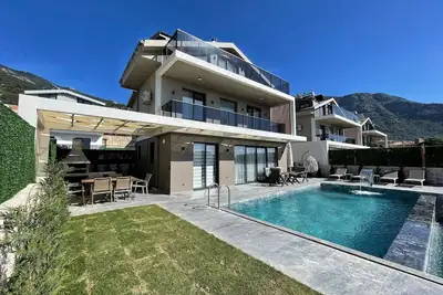 Image de Charming 4-bedroom villa with Sauna and Jacuzzi in lovely Ă–lĂĽdeniz