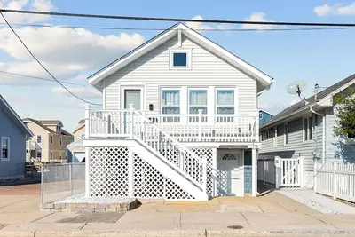 Image de 2 Br Ocean Block Home