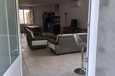 Image de Maison individuelle avec jardin au bord du Rhône