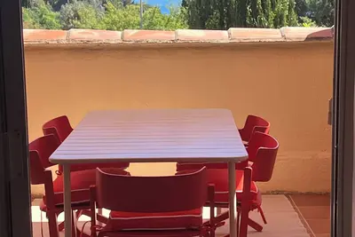 Image de Pramousquier, appartement rénové, vue mer
