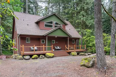 Image de 3rd night Free stay before 08/17 Hot-tub, Creek, dog friendly!