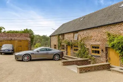 Image de Trent Barn - Huit Chambres Maison, Couchages 16