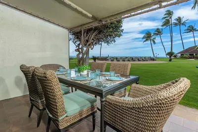 Image de Maalaea Surf B1: Oceanfront Luxury on Maui’s Iconic Sugar Beach