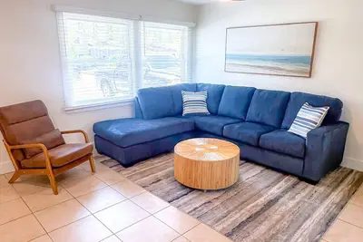 Image de New Coastal Cottage - 10 Minute Walk to Lake Michigan Beach - Pet Friendly