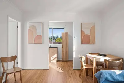 Image de Prickly Pear Stays in Mayfield West