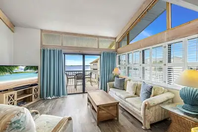 Image de Top Floor Corner Unit 🐚 Gulf View 🐚 King bed